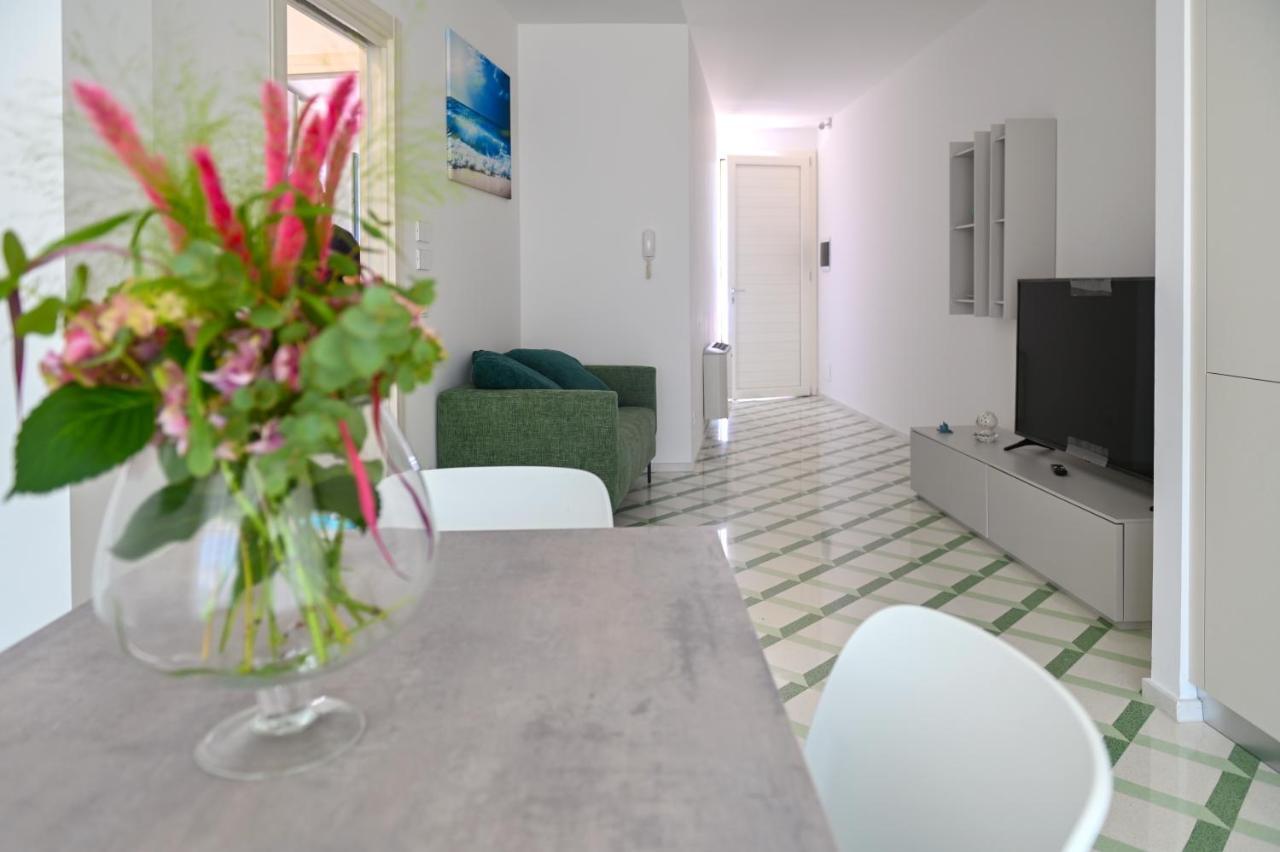 Castro  Perle Marine Suite Apartments מראה חיצוני תמונה