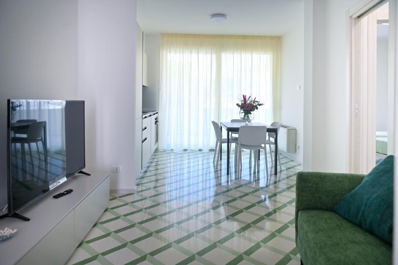 Castro  Perle Marine Suite Apartments מראה חיצוני תמונה